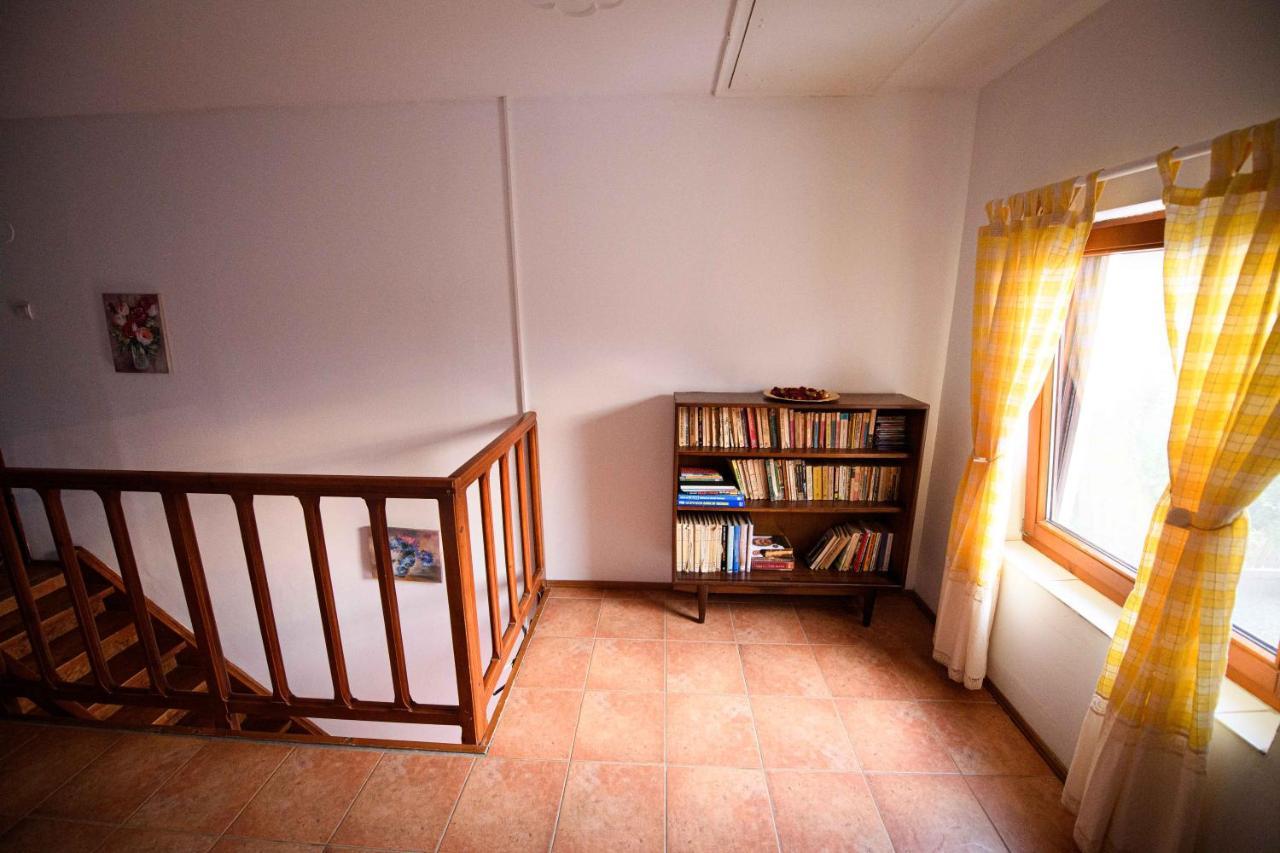 Vila Toate Panzele Sus Corbu  Exterior foto