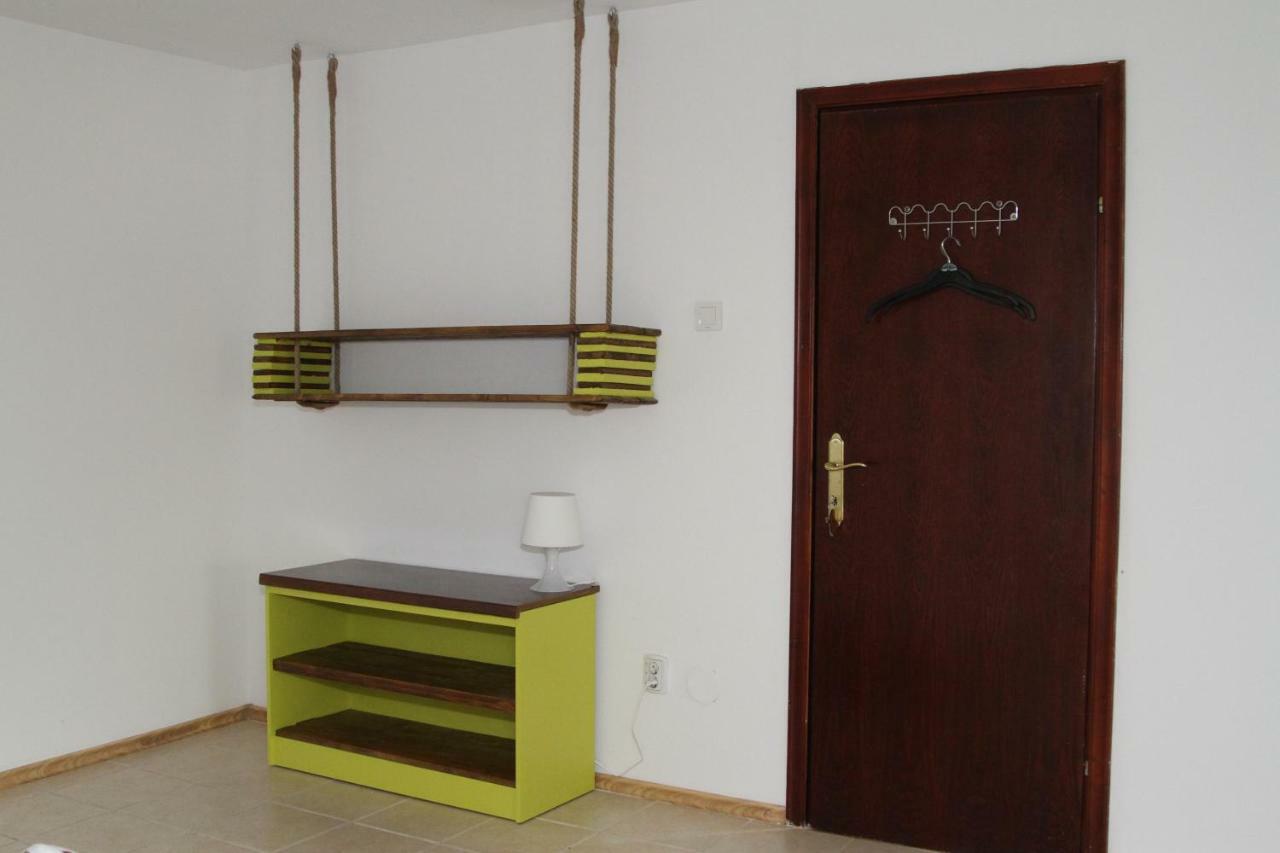 Vila Toate Panzele Sus Corbu  Exterior foto